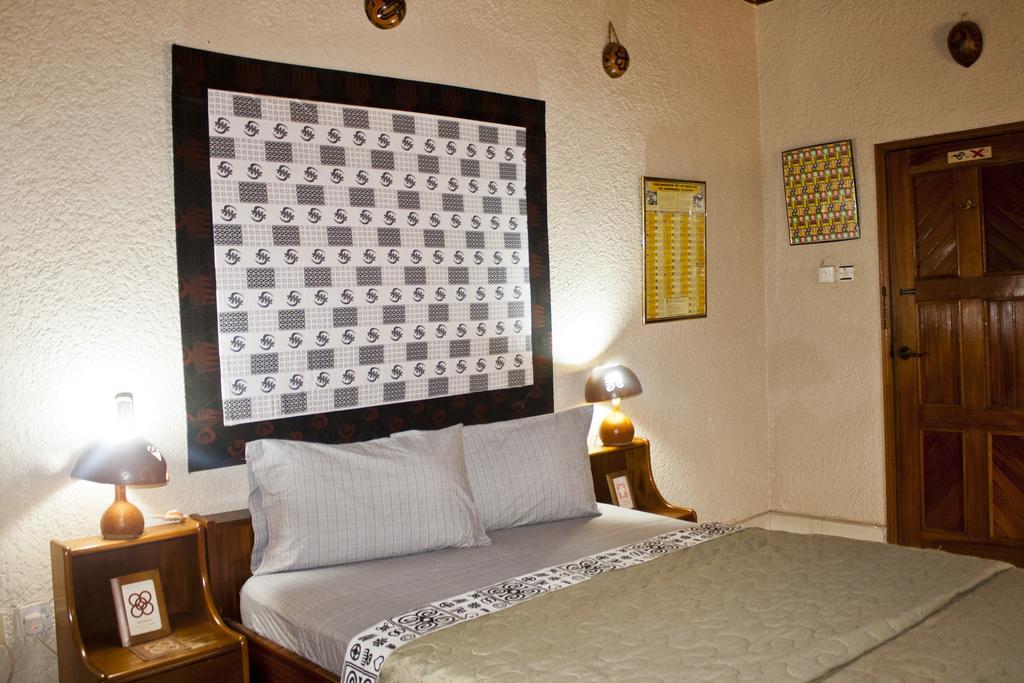 Four Villages Inn Kumasi Quarto foto